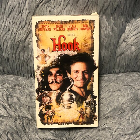 Hook VHS 1992 Dustin Hoffman Robin Williams - Picture 1 of 6